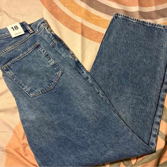 GAP Women's Blue Jeans - Picture 2 of 5